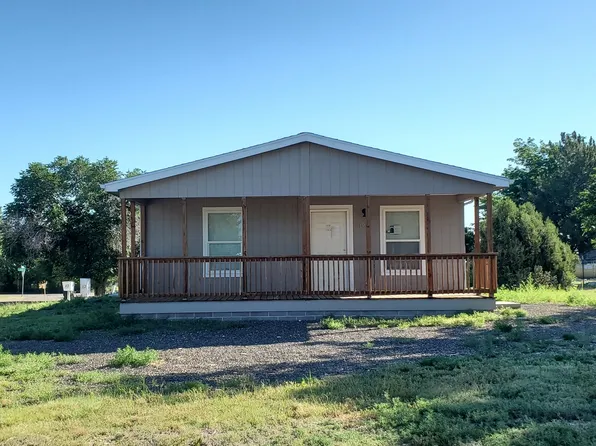 1038 S Saddlerock Dr, Pueblo West, CO 81007