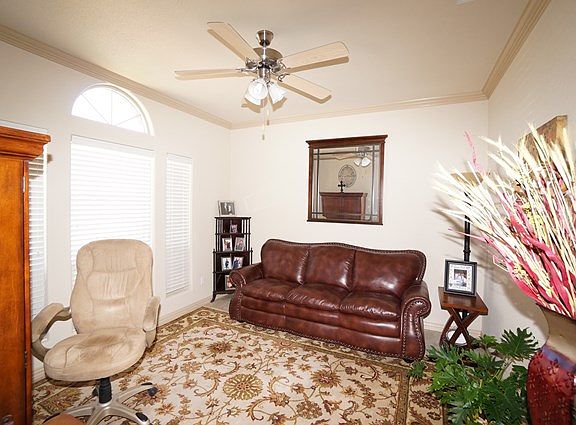 4th image of 3002 Botticelli Ave
