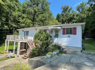 1033 Oakhurst Ave, Hazard, KY 41701