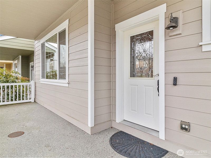 3rd image of 7625 Kodiak Avenue NE