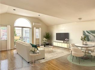 7423 10th Ave #3A, Brooklyn, NY 11228