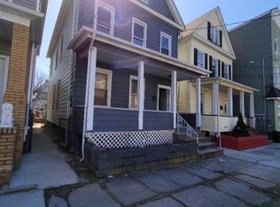 70 Florida St FLOOR 2, Elizabethport, NJ 07206