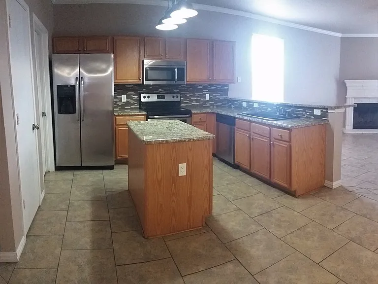 8640 Rainy Lake Dr — Photo 5