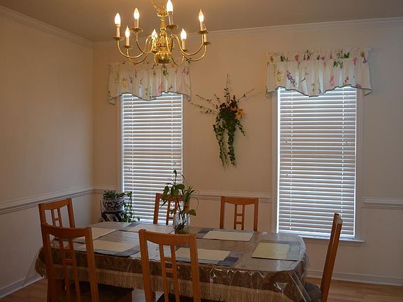 5th image of 9709 Southmill Dr
