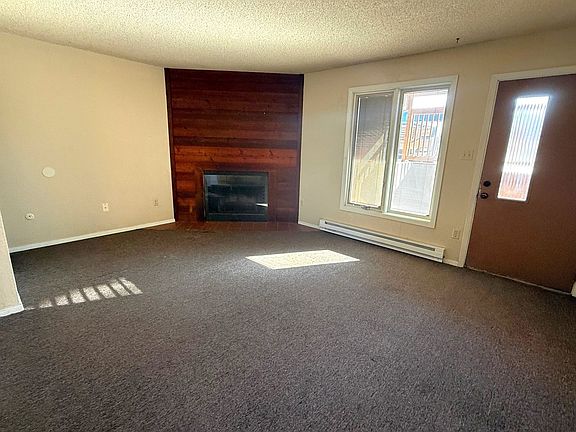 2nd image of 1170 Boulder Dr APT B1