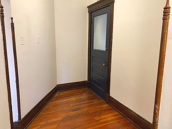 3rd image of 1200 Race St APT 15
