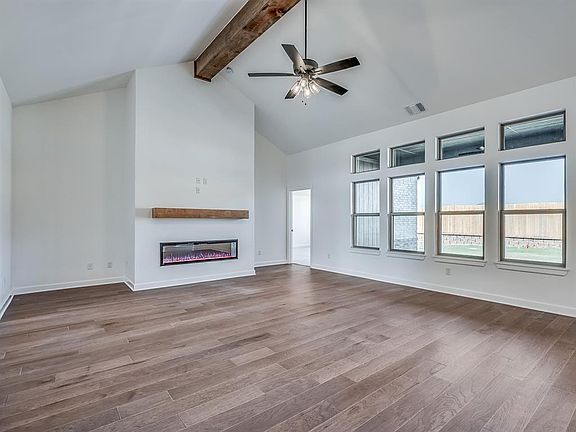 5th image of 15909 Bison Dr