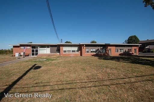 2nd image of 1498 Spg Vly Paintersville Rd W APT 8