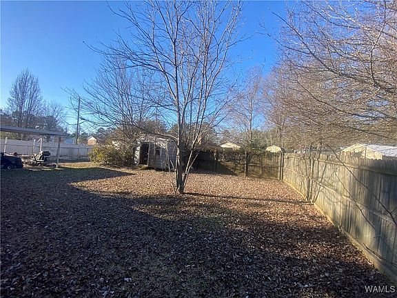 2nd image of 3818 Stafford Pl