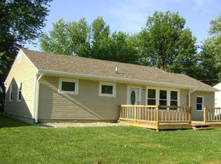 7057 W Fairview Dr, Arlington, IN