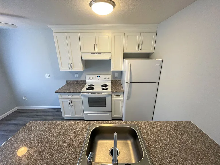 Lincoln Crest Apartments - 6248 Gettysburg Place — Photo 14