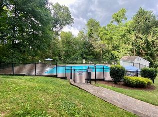 175 Mill Pond Rd UNIT 201, Hamden, CT 06514