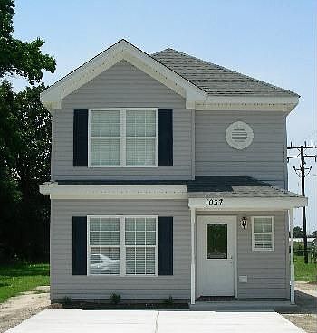 1st image of 1037 Oldwood St