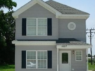 1037 Oldwood St, Chesapeake, VA 23324