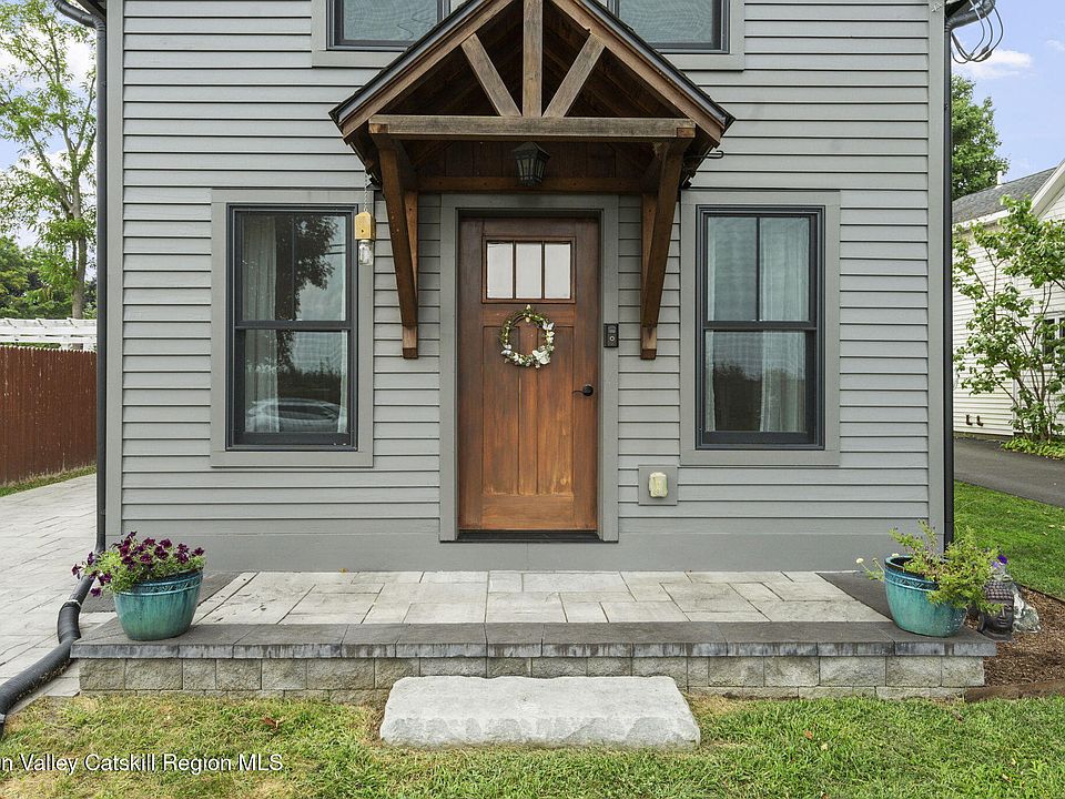 12 Sunset Avenue, Kinderhook, NY 12106 | Zillow