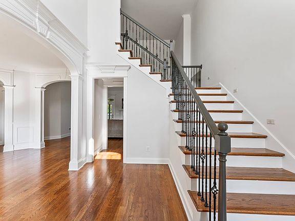 4th image of 1231 Pleasant Colony Ct