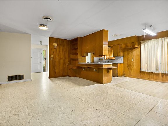 5th image of 1614 Santa Cecilia Dr