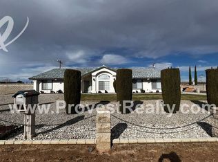 13858 Rincon Rd, Apple Valley, CA 92307