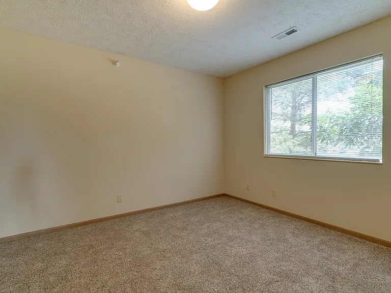 Pine Lake Heights Apartments — Photo 170