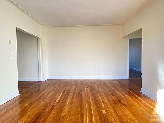4th image of 84-19 Talbot St #6