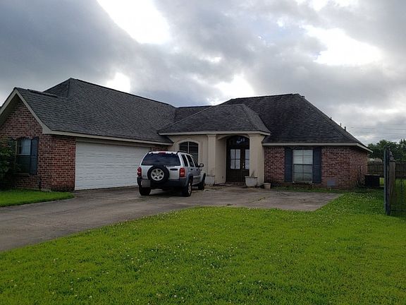 2nd image of 12 Tuscany Dr