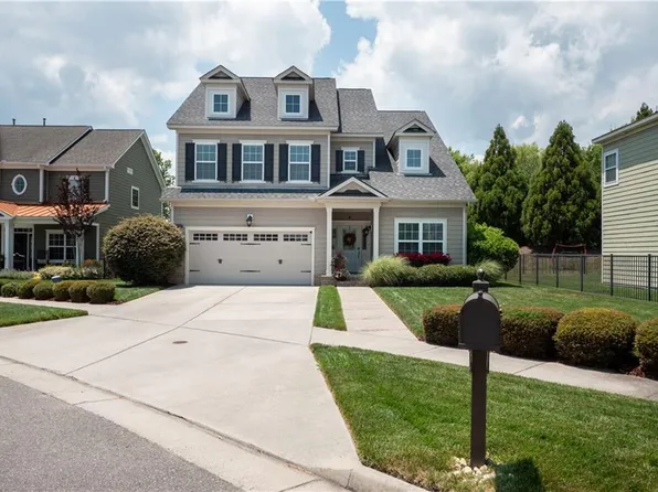 2057 Grandon Loop Rd, Virginia Beach, VA 23456
