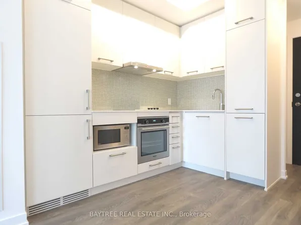 87 Peter St, Toronto, ON