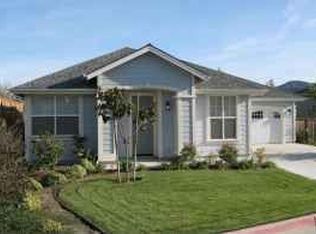 10 Chamiso Dr, Los Alamos, CA 93440