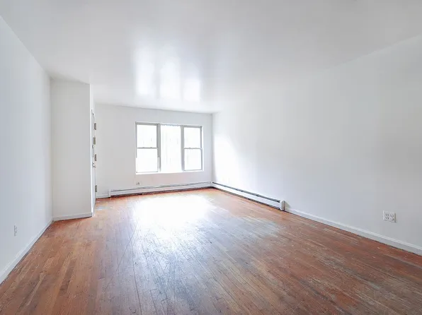792 Logan St #1, Brooklyn, NY 11208