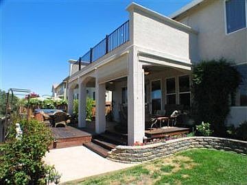 3rd image of 2952 Fox Hill Dr