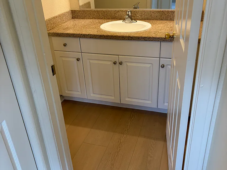 2nd bathroom