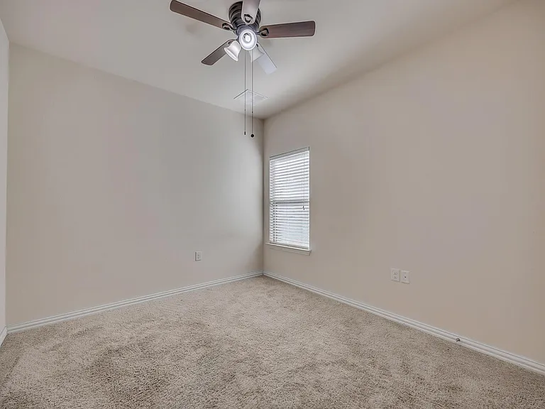 7212 Vail Ridge St — Photo 13