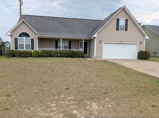 2519 Crumpler Dr, Hope Mills, NC 28348