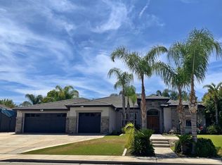 15621 Opus One Dr, Bakersfield, CA 93314
