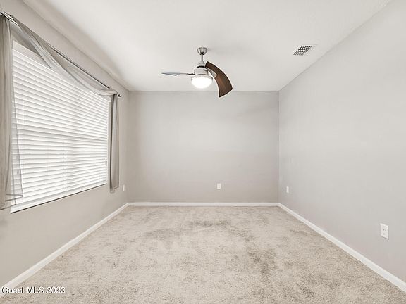 5th image of 4637 Amaca Bay Ln