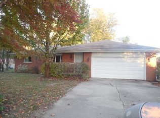 880 S Yates Ave, Kankakee, IL 60901