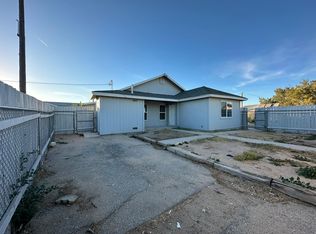 13950 Hesperia Rd #7, Victorville, CA 92395