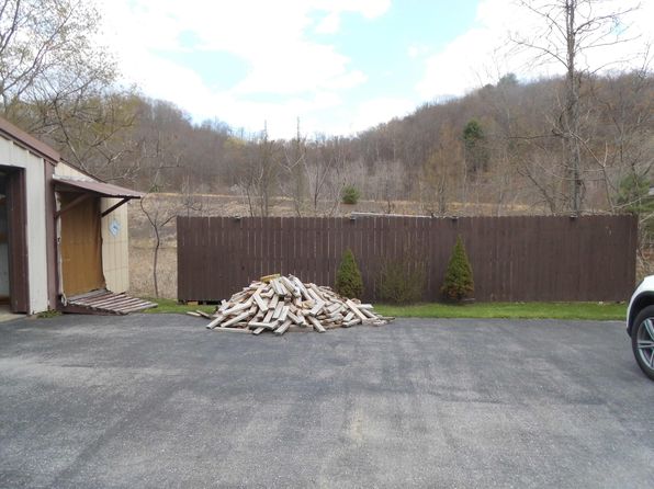 3585 Shawmut Rd, Brockport, PA 15823