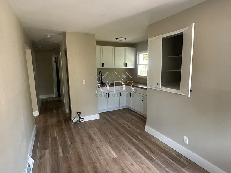 5662 Parchester Dr — Photo 10