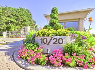 10 Guildwood Pkwy #223, Toronto, ON M1E5B5