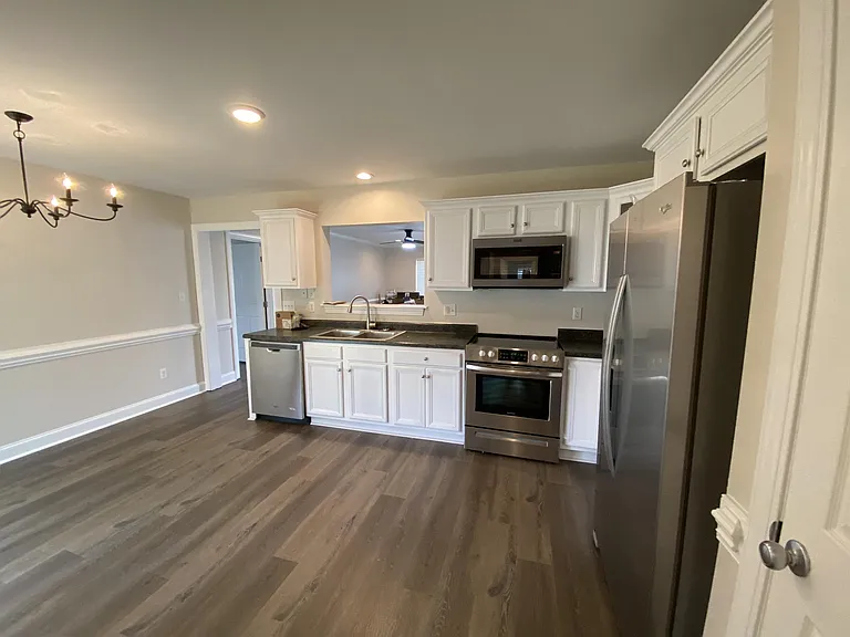 2055 B Cambria Dr #1 — Photo 15