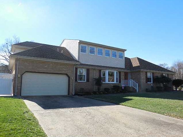 1st image of 4841 Michaux Dr