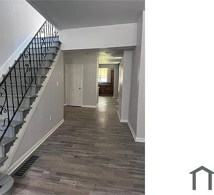 2530 Nicholas St — Photo 10