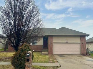 321 S Mahn Ave, Springfield, MO 65802