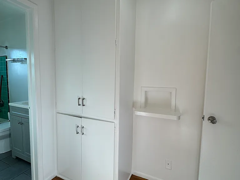 1380 Masselin Ave #7 — Photo 8