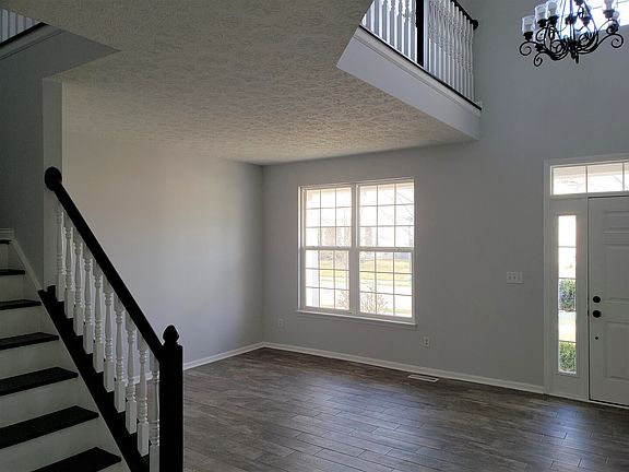 3rd image of 9723 Brooks Dr