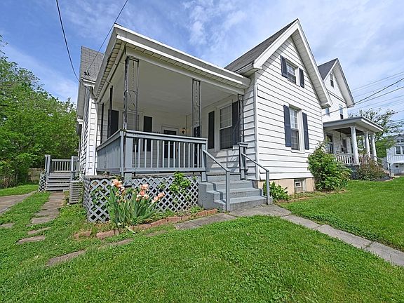 2nd image of 3849 Lovell Ave