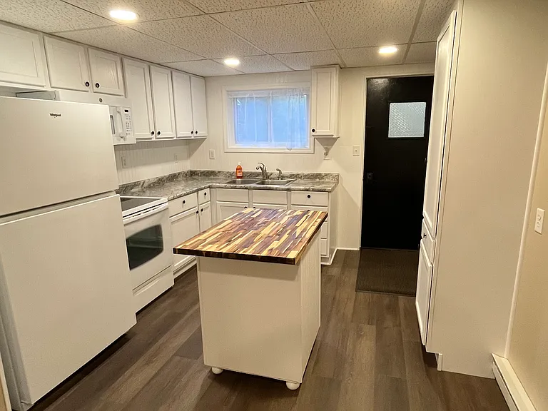 15 E Bluff St #19 — Photo 4