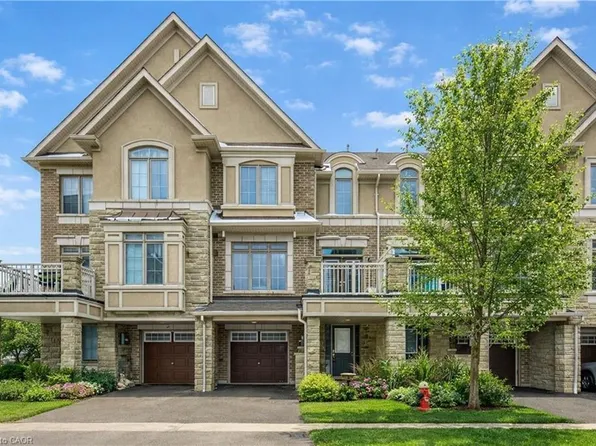 2435 Greenwich Dr #74, Oakville, ON L6M 0S4
