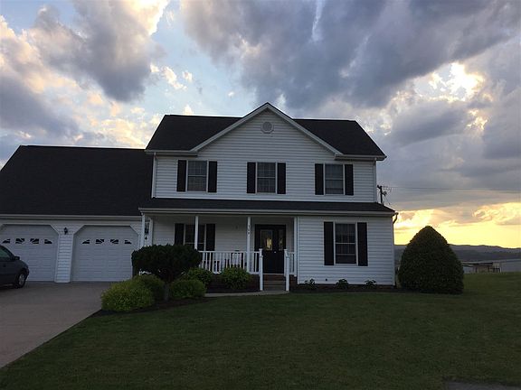 2nd image of 306 Keckley Ct